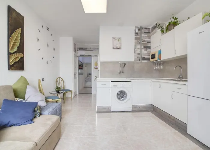 Playa Canteras Samperez Лас-Пальмас-де-Гран-Канария